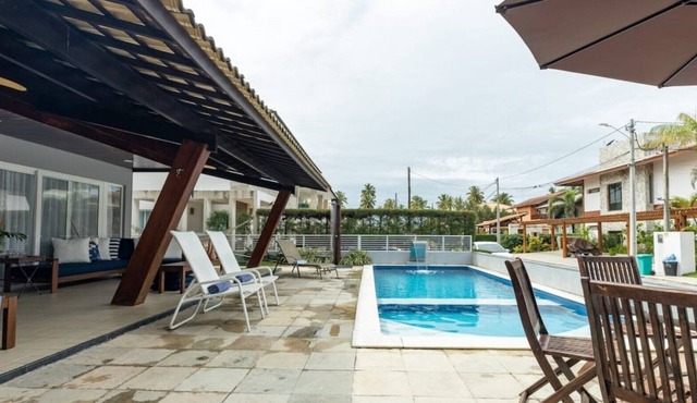 Luxury house with 6 bedrooms
