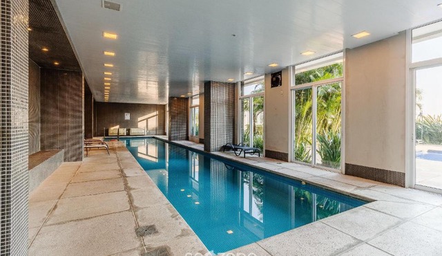 Luxury Loft w/Garage in Petrópolis AHO1402