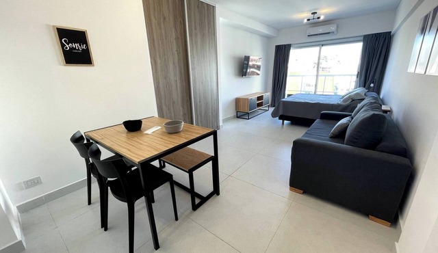 Luxury Temporary Rental with Pool in Caballito num2202