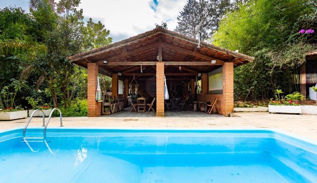 Mairipora - chacara com Wi-Fi, piscina e churrasq