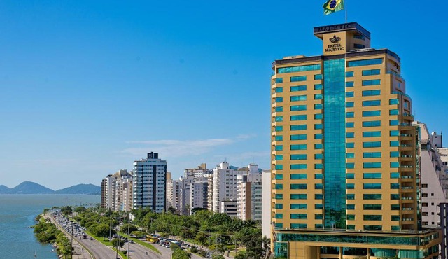 Majestic Palace Hotel