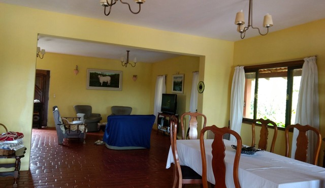 Marisol, spacious and comfortable farm in Araçoiaba da Serra