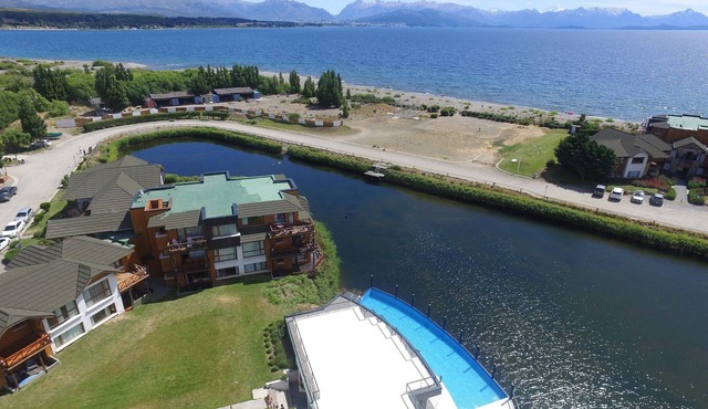 Mascardi Superior 1st Floor Lake Front Bariloche
