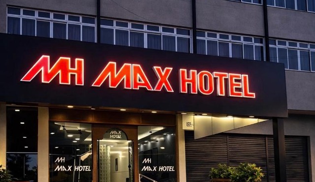 Max Hotel