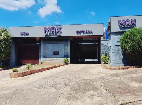 Max Motel