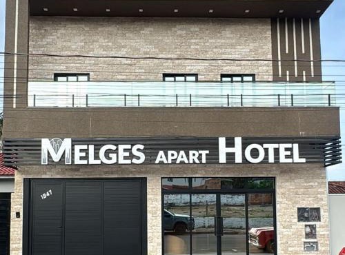 Melges Apart Hotel