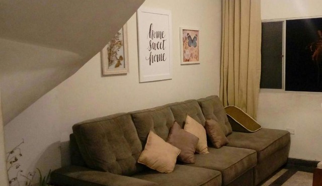 Minha Casa, Seu Hostel