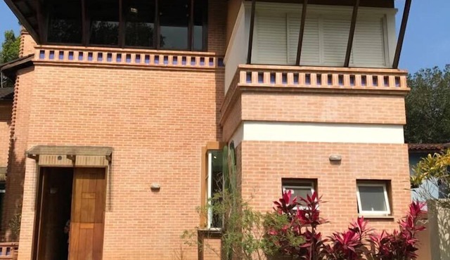 Modern and fully equipped beach house with pool, barbecue, 50m from the sea.