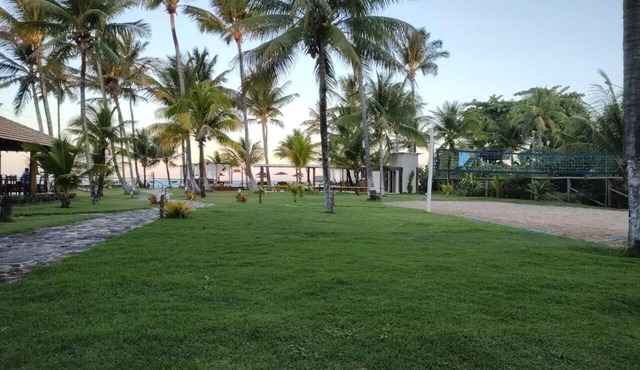 Modern Ground Floor Beachfront Studio: Smart Economy