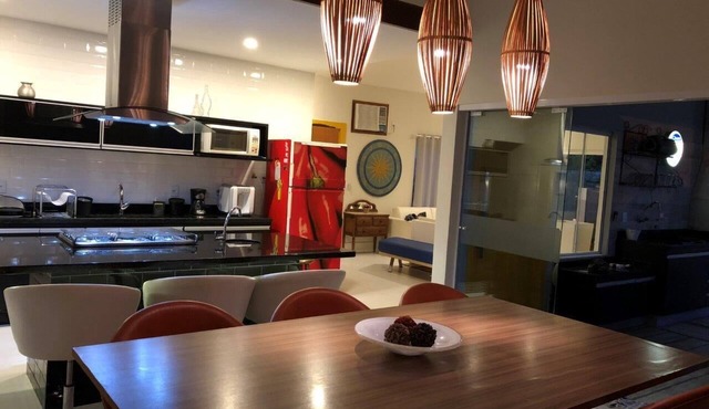 MODERN HOUSE 4 SUITES WITH POOL IN GERIBA