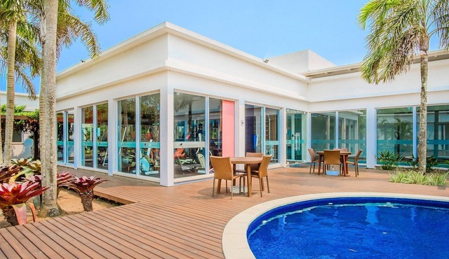 Modern House With Pool Next to Surfland Roi00