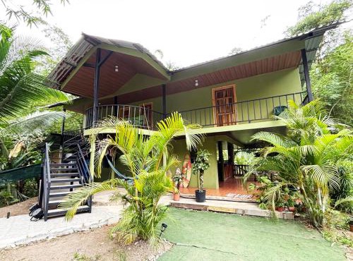 Monkey House & Camping in Drake