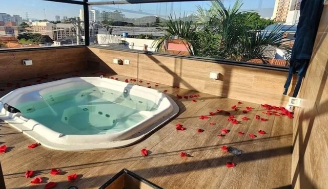 Morumbi Triplex House with Jacuzzi