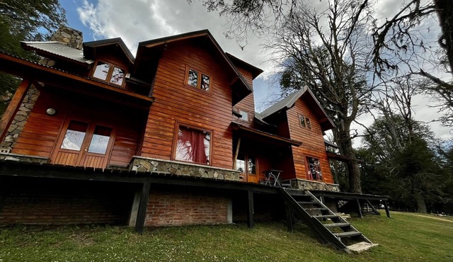 Mountain Hut Style Cabin with Incredible Views in Cerro Chapelco