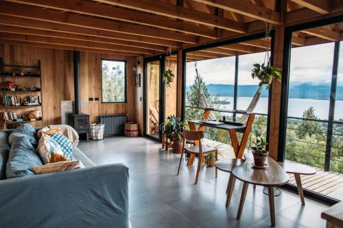 Mountain Cabin overlooking lake Nahuel Huapi