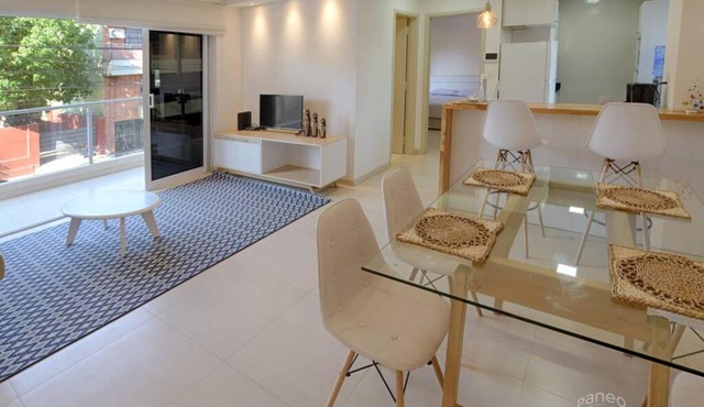 N1A1 - New, Nice, for Long and Short Stay