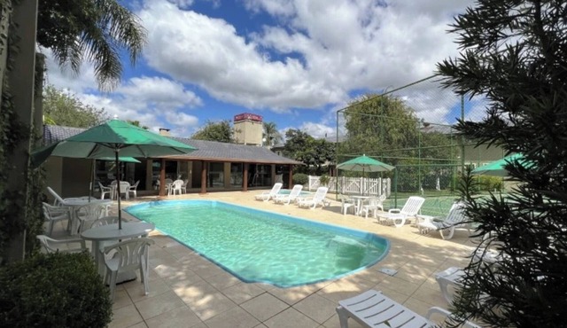Nature-Inspired 2 Double Room with Forest Trails, Canyon Lookouts & Serene River