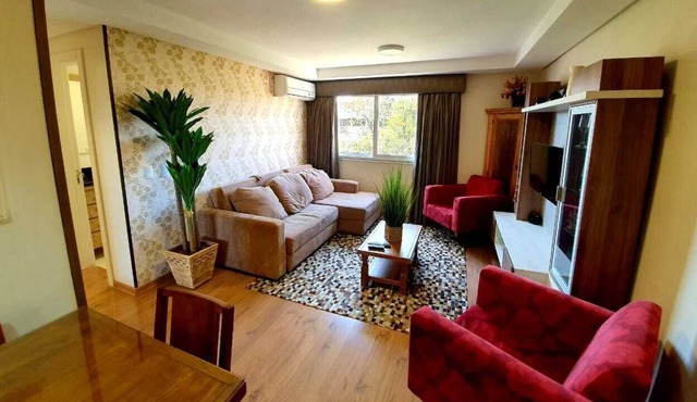 New and comfortable apartment. Near the center