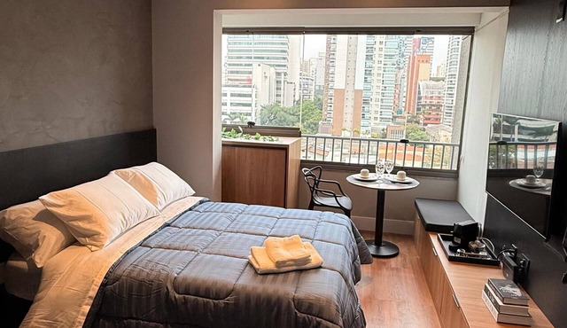 New and Comfortable Flat Olympic Village