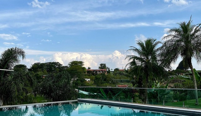New High Standard HOUSE with Swimming Pool and Beach Volleyball Court!