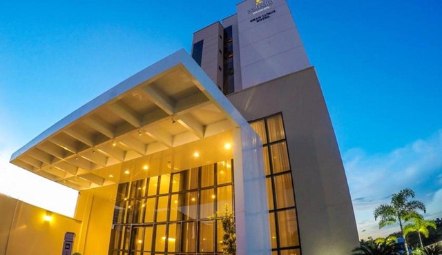 Nobile Suites Gran Lumni