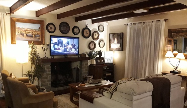 Nook Toscano- Super cozy house!