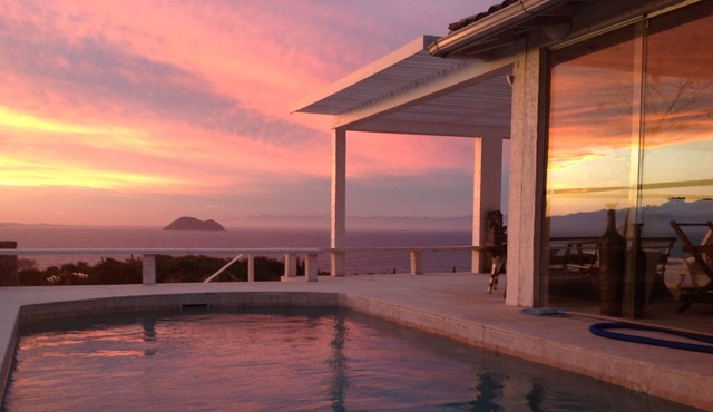 Oceanfront Home with Spectacular Sunset - Spa & Private Pool 6Suite