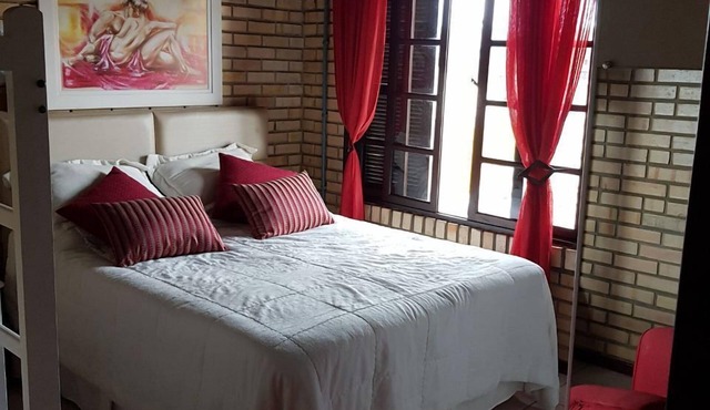 On the beach, 90m from the sea, air conditioning, WIFI, 5 bedrooms
