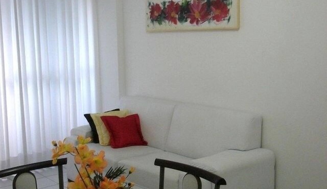 One-bedroom beachfront apartment in Pajuçara