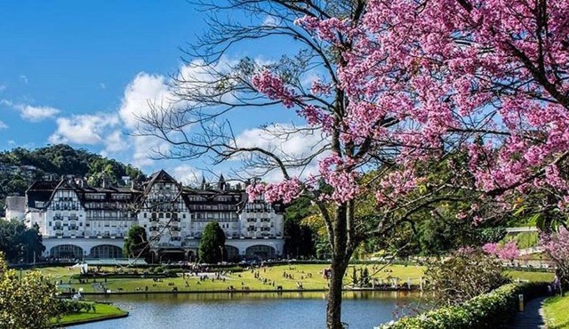 Palacio Quitandinha Linda Vista Para o Lago