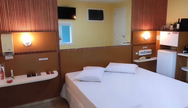 Paradies Hotéis e Motéis