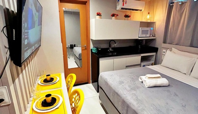 Paradise Flat 212