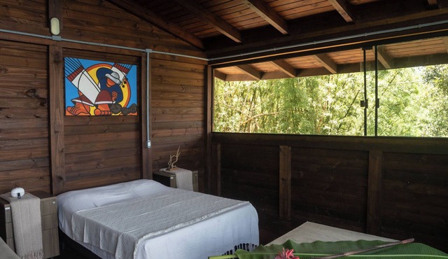 Paradise house on Costa da Lagoa with private dock and no neighbors.