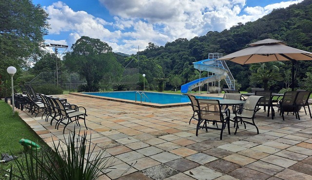 Paradise Site Barbecue Swimming pool Fish pond