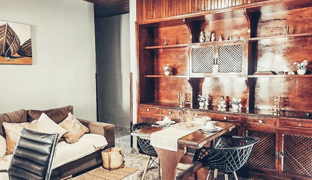 Peace 5 minutes from Shopping del sol, bohemian and modern house.