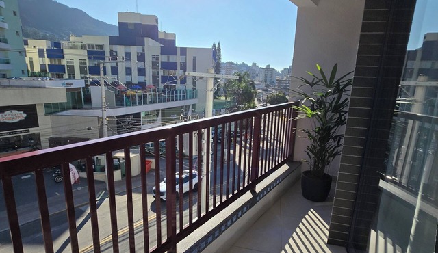 Peaceful 1-bedroom apartment with AC in Florianópolis