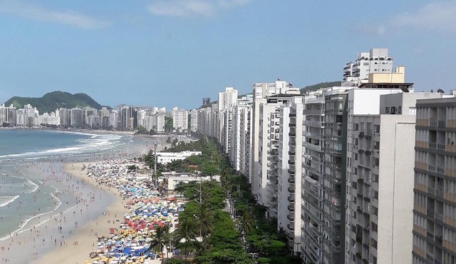 Pitangueiras 3 suítes com vista para o mar