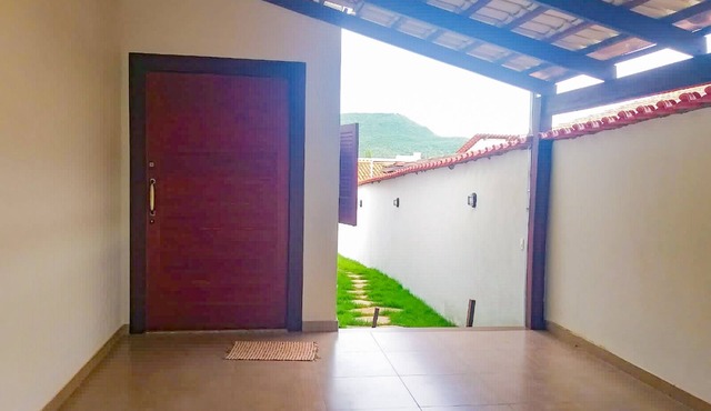 Pleasant house with barbecue and spacious bedrooms.