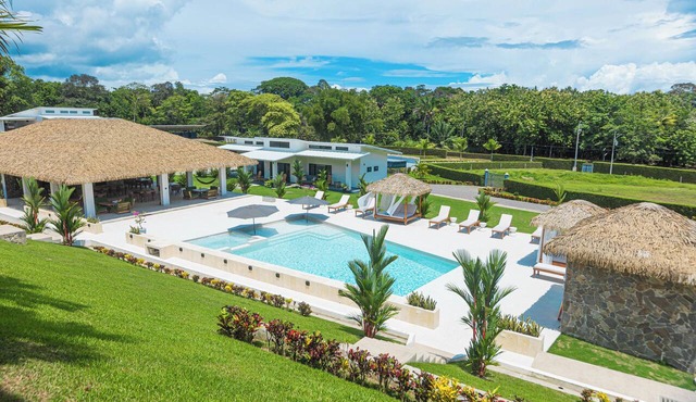 Pool, Yoga Studio -Private La Vibra Resort Villa 1