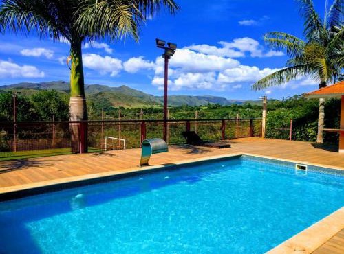 Pousada Adventures - Suites Luxo Hidromassagem - Piscina - Campão de Futebol - Capitolio MG