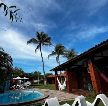 Pousada Brisa do Oceano Cumbuco - Quartos privativos e acomodações compartilhadas