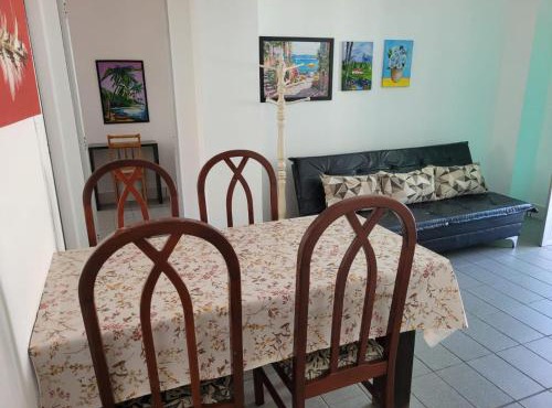 PRAIA DE 4 ILHAS Apartamento 2 Quartos 50M da Praia Com Vista