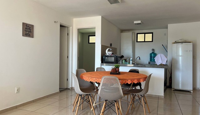 Praia de cumbuco apt 2 quarto, sala e cozinha e dois banho.
