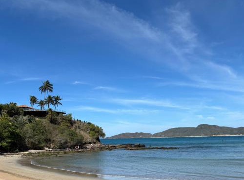 Praia de Geribá a pé - loft no corredor de acesso a praia