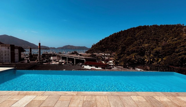 Premium Studio with Views of Saco da Ribeira | 51 m²