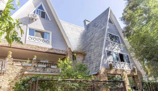 Private chalet in a luxury condominium!