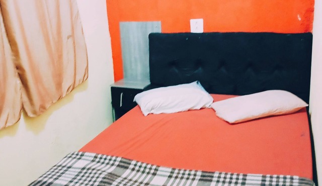 Private room available for daily rates in Tatuapé, free parking on site, near Brás.