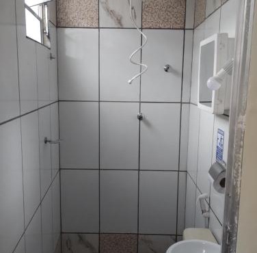 quarto 3 pra 4 pessoas