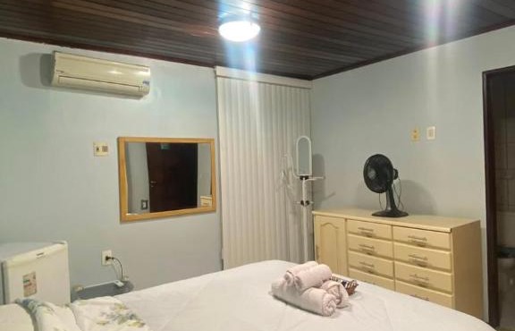 Quarto aconchegante com ar-condicionado e Wi-Fi in Maceió