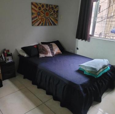 Quarto casal e outros espaços compartilhados próx ao estádio do Vasco